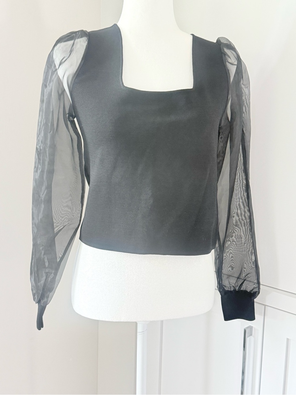 House of Harlow 1960 Black Square-Neck Sheer Puff-Sleeve Blouse